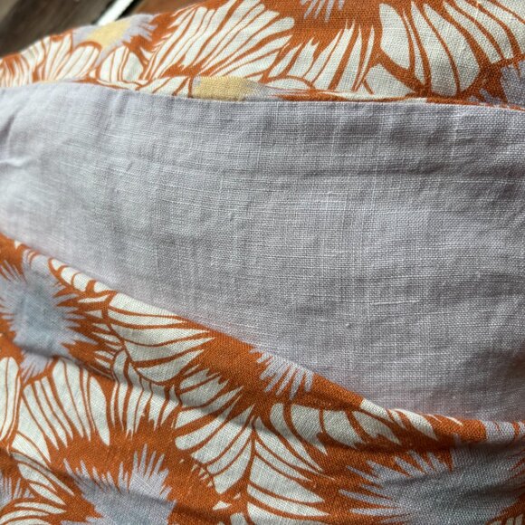 Hibiscus Linen Duvet Cover - Kip & Co. - Picture 3 of 6